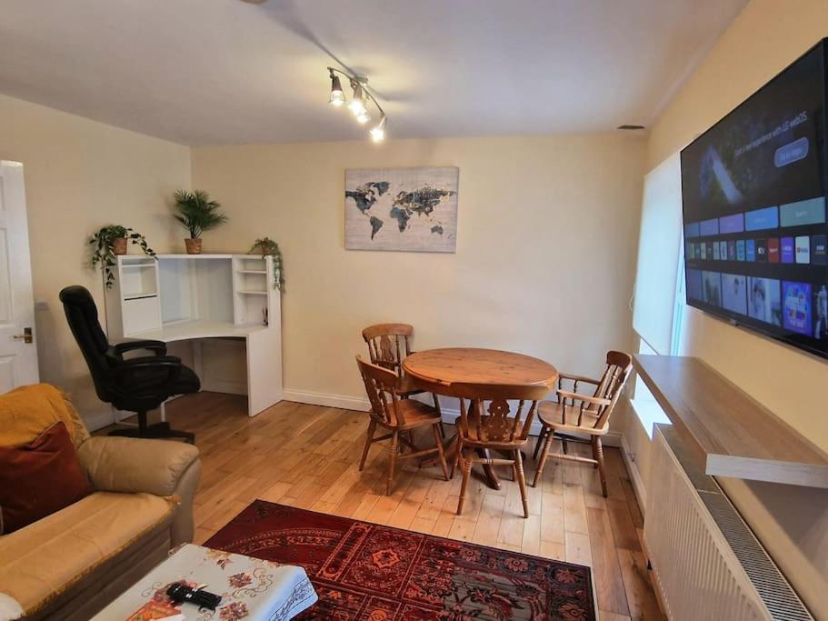 2 Bedroom Flat Close To Centre 브리스틀 외부 사진