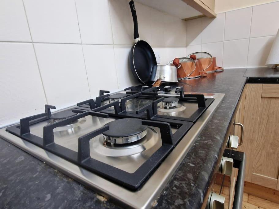 2 Bedroom Flat Close To Centre 브리스틀 외부 사진